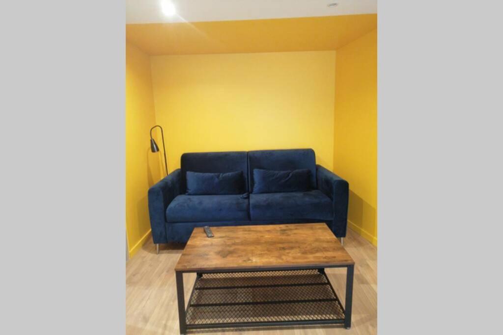 Charmant Appartement Avec Terrasse Pont-de-lʼIsère Exteriér fotografie